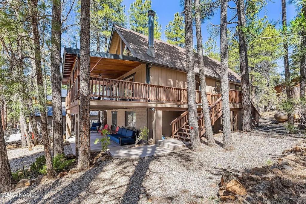 Luxury Cabin Oasis Getaway Heart Of Munds Park Villa Exterior photo