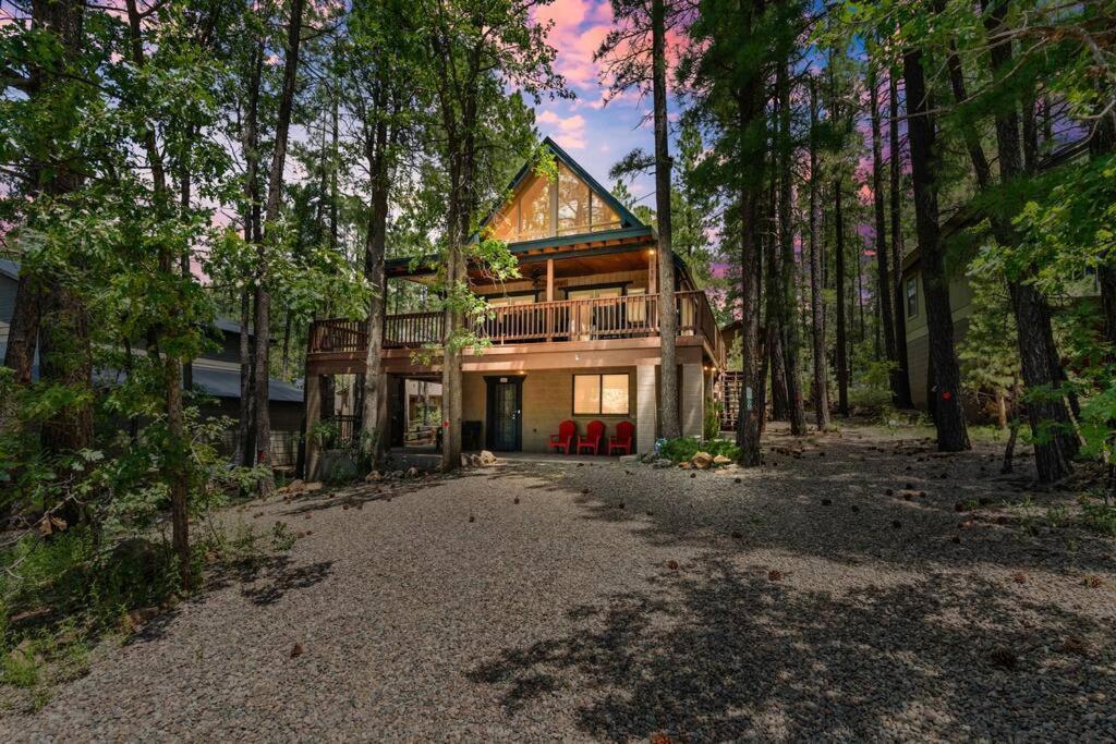 Luxury Cabin Oasis Getaway Heart Of Munds Park Villa Exterior photo